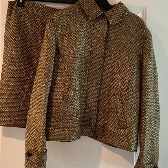 Set of jacket and skirt.Lauren Ralph Lauren. - Picture 2 of 16